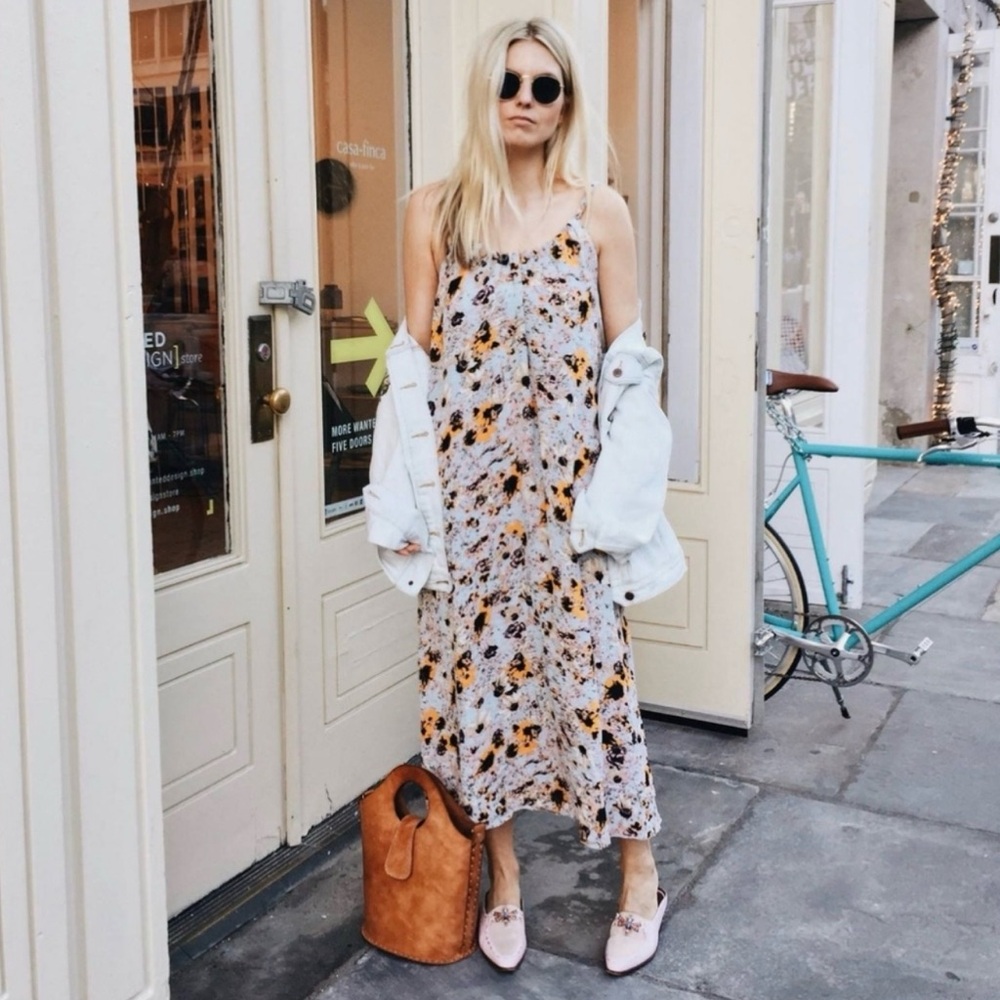 Wilfred The Mariette Midi Dress Floral
Print Chiffon Summer